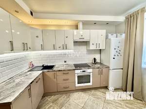 2-к квартира, вторичка, 64м2, 2/19 этаж