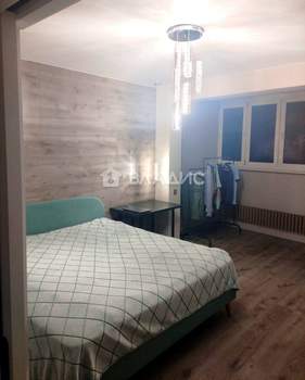 2-к квартира, вторичка, 61м2, 9/17 этаж