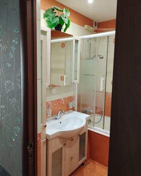 2-к квартира, вторичка, 61м2, 14/14 этаж