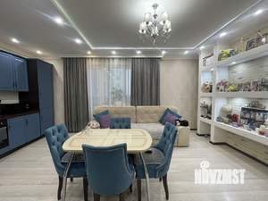 2-к квартира, вторичка, 65м2, 10/17 этаж