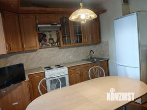 2-к квартира, вторичка, 60м2, 1/10 этаж