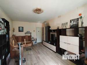2-к квартира, вторичка, 60м2, 1/10 этаж