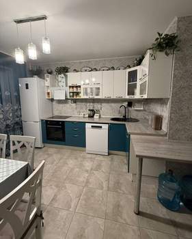 3-к квартира, вторичка, 82м2, 9/12 этаж