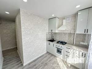 3-к квартира, вторичка, 60м2, 8/9 этаж
