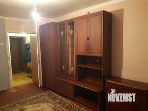 2-к квартира, вторичка, 42м2, 3/5 этаж