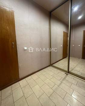 1-к квартира, вторичка, 42м2, 8/17 этаж