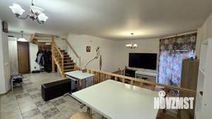 3-к квартира, вторичка, 135м2, 2/4 этаж