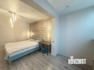 2-к квартира, вторичка, 61м2, 9/17 этаж