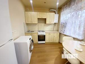 2-к квартира, вторичка, 42м2, 4/4 этаж