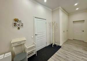 2-к квартира, вторичка, 74м2, 1/7 этаж