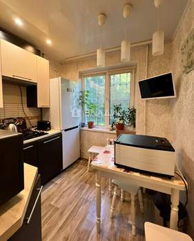 2-к квартира, вторичка, 45м2, 1/5 этаж