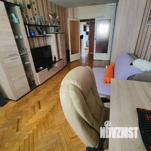 3-к квартира, вторичка, 64м2, 5/5 этаж