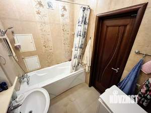 2-к квартира, вторичка, 60м2, 10/19 этаж