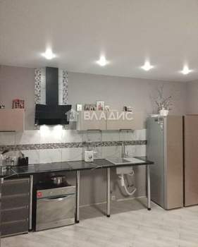 2-к квартира, вторичка, 61м2, 9/17 этаж