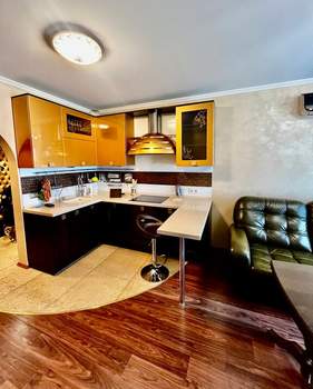 3-к квартира, вторичка, 81м2, 6/10 этаж
