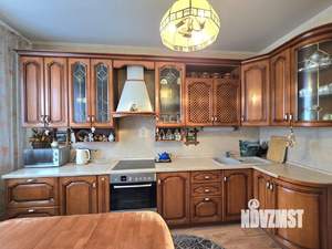 2-к квартира, вторичка, 68м2, 10/14 этаж