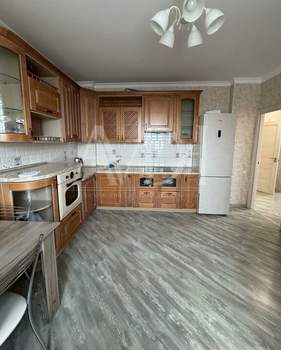 2-к квартира, вторичка, 60м2, 13/14 этаж