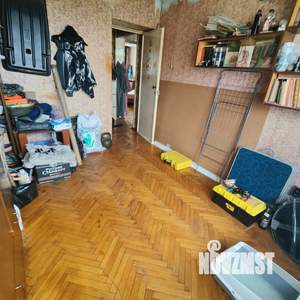 3-к квартира, вторичка, 64м2, 5/5 этаж