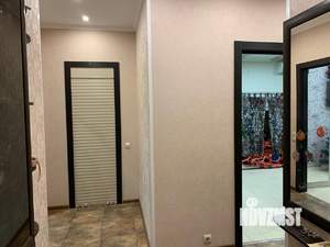 2-к квартира, вторичка, 63м2, 10/17 этаж