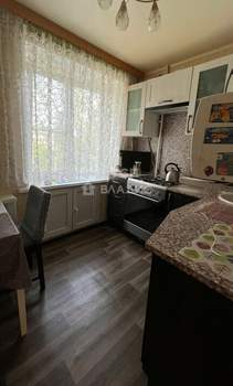2-к квартира, вторичка, 46м2, 3/5 этаж