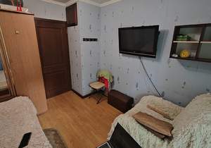 2-к квартира, вторичка, 43м2, 1/9 этаж