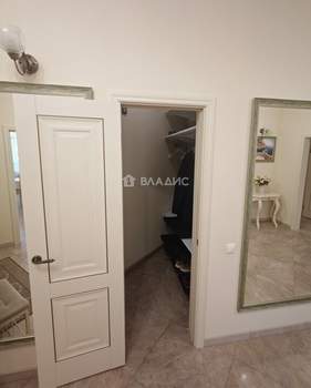 3-к квартира, вторичка, 113м2, 1/7 этаж