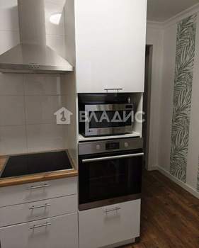 1-к квартира, вторичка, 42м2, 6/10 этаж