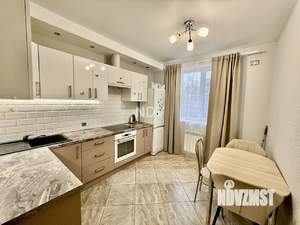 2-к квартира, вторичка, 64м2, 2/19 этаж