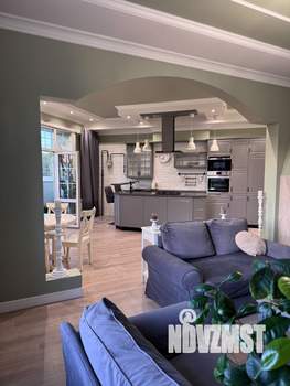 3-к квартира, вторичка, 114м2, 5/5 этаж