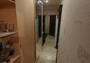 2-к квартира, вторичка, 43м2, 1/9 этаж