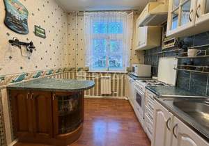 3-к квартира, вторичка, 60м2, 1/2 этаж