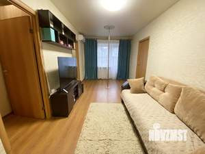 2-к квартира, вторичка, 42м2, 4/4 этаж