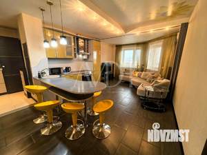 2-к квартира, вторичка, 65м2, 8/9 этаж