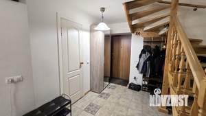 3-к квартира, вторичка, 135м2, 2/4 этаж