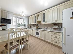 3-к квартира, вторичка, 75м2, 4/10 этаж