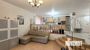 3-к квартира, вторичка, 135м2, 2/4 этаж