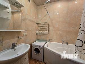 2-к квартира, вторичка, 68м2, 10/14 этаж