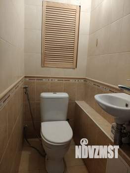 2-к квартира, вторичка, 60м2, 1/10 этаж