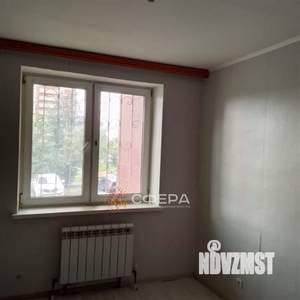 2-к квартира, вторичка, 52м2, 1/19 этаж