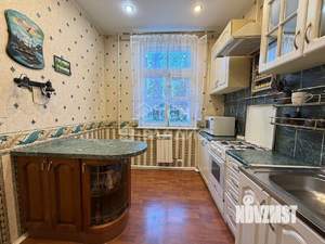 3-к квартира, вторичка, 60м2, 1/2 этаж