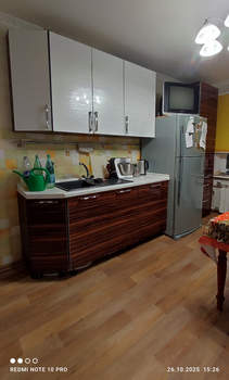 3-к квартира, вторичка, 78м2, 1/10 этаж