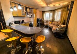 2-к квартира, вторичка, 65м2, 8/9 этаж