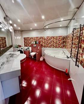 3-к квартира, вторичка, 81м2, 6/10 этаж