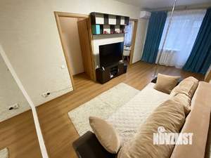 2-к квартира, вторичка, 42м2, 4/4 этаж