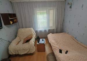 2-к квартира, вторичка, 43м2, 1/9 этаж