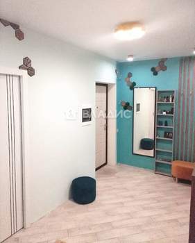 2-к квартира, вторичка, 61м2, 9/17 этаж