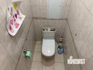 2-к квартира, вторичка, 63м2, 10/17 этаж