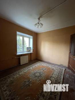 2-к квартира, вторичка, 32м2, 1/4 этаж