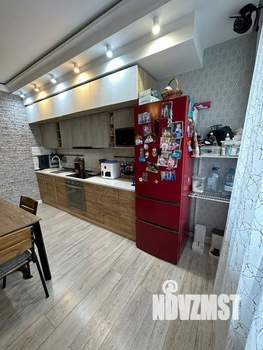 2-к квартира, вторичка, 64м2, 7/17 этаж