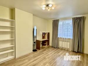 2-к квартира, вторичка, 64м2, 2/19 этаж
